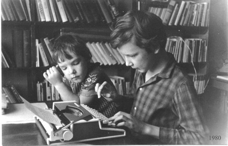 Typing at a manual typewriter